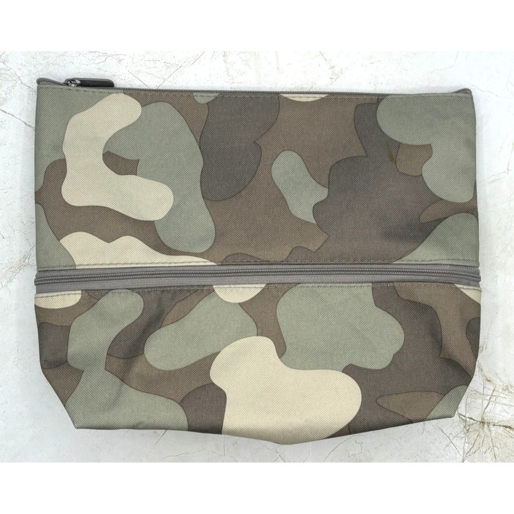 Thirty-One‎ Zipper Utility Pouch Soft Camo Expandable Camouflage Bag New 12"x 9"